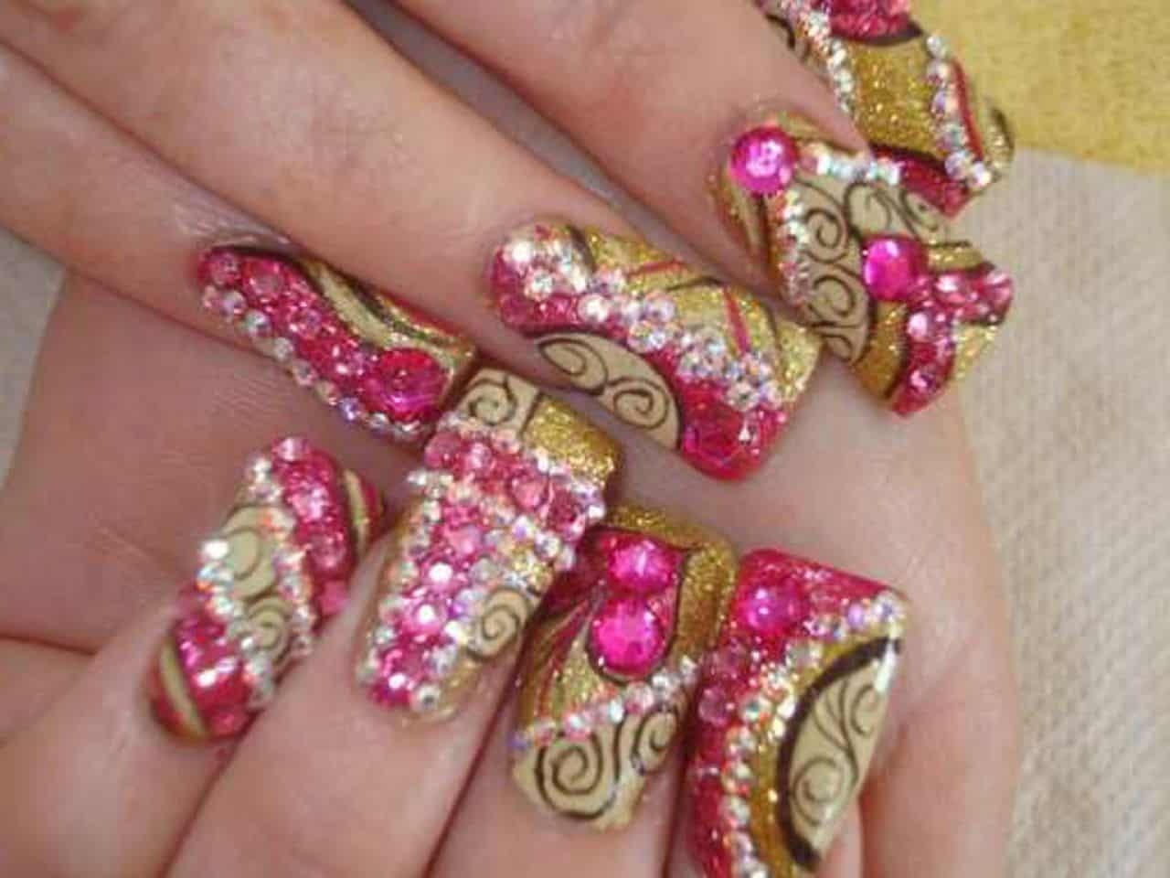 6 Things to Know Before Getting Acrylic Nails